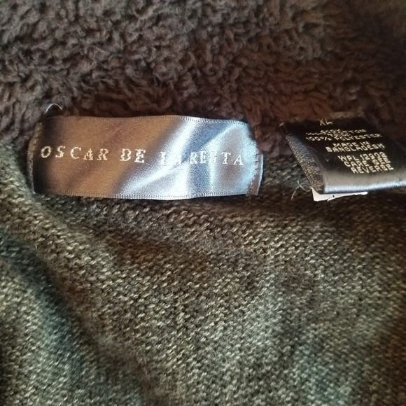 Men's Oscar De La Renta Quarter Zip Up Sweater - Picture 3 of 3